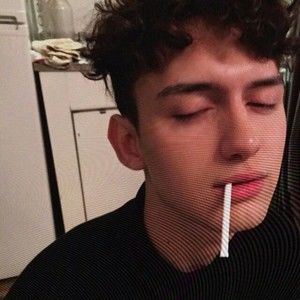 Meet your Posher, Johnnie